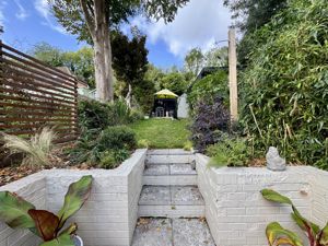 Photo 11- click for photo gallery